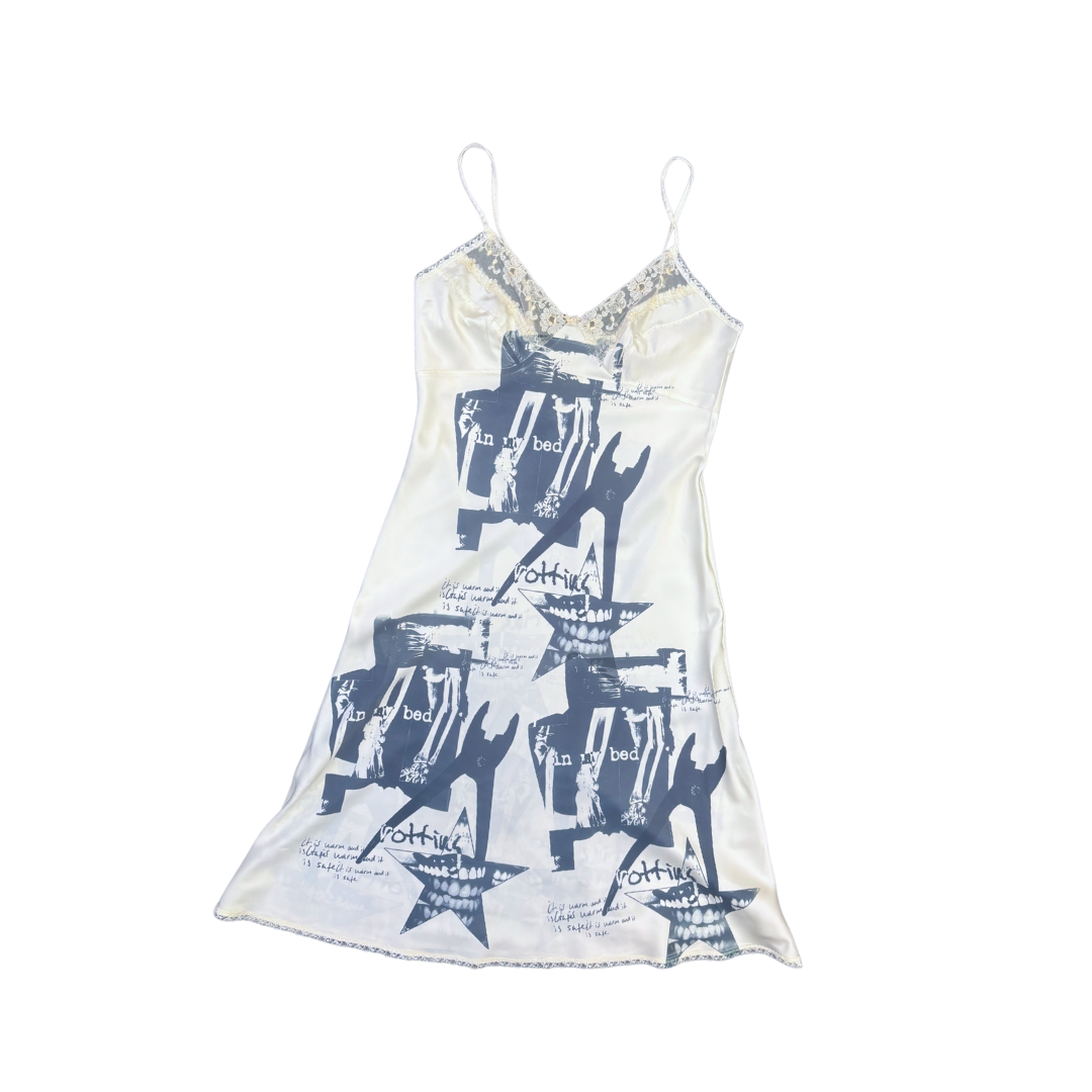 Essentials Lettuce Hem Top